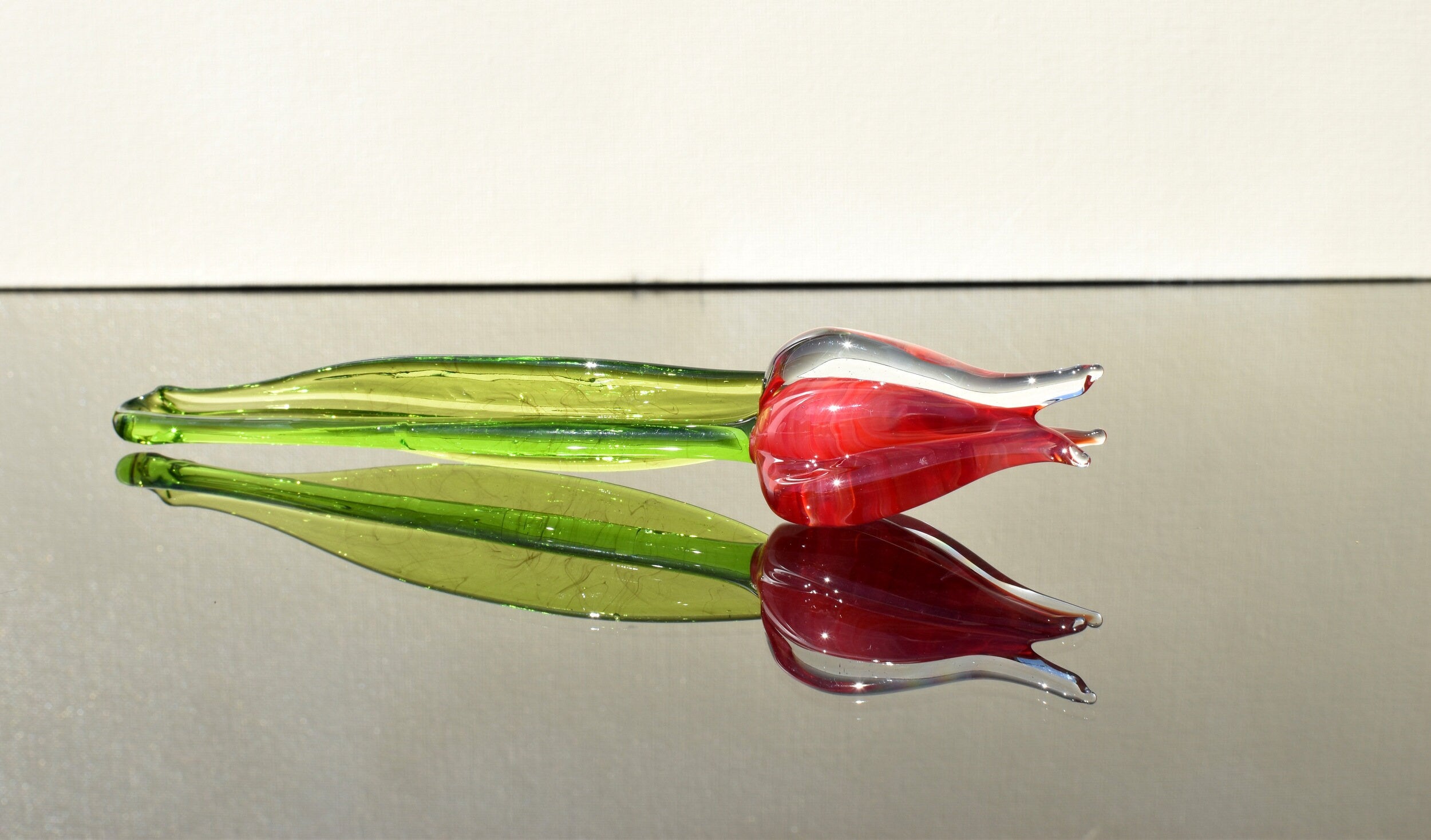 "Liora" Red Glass Tulip