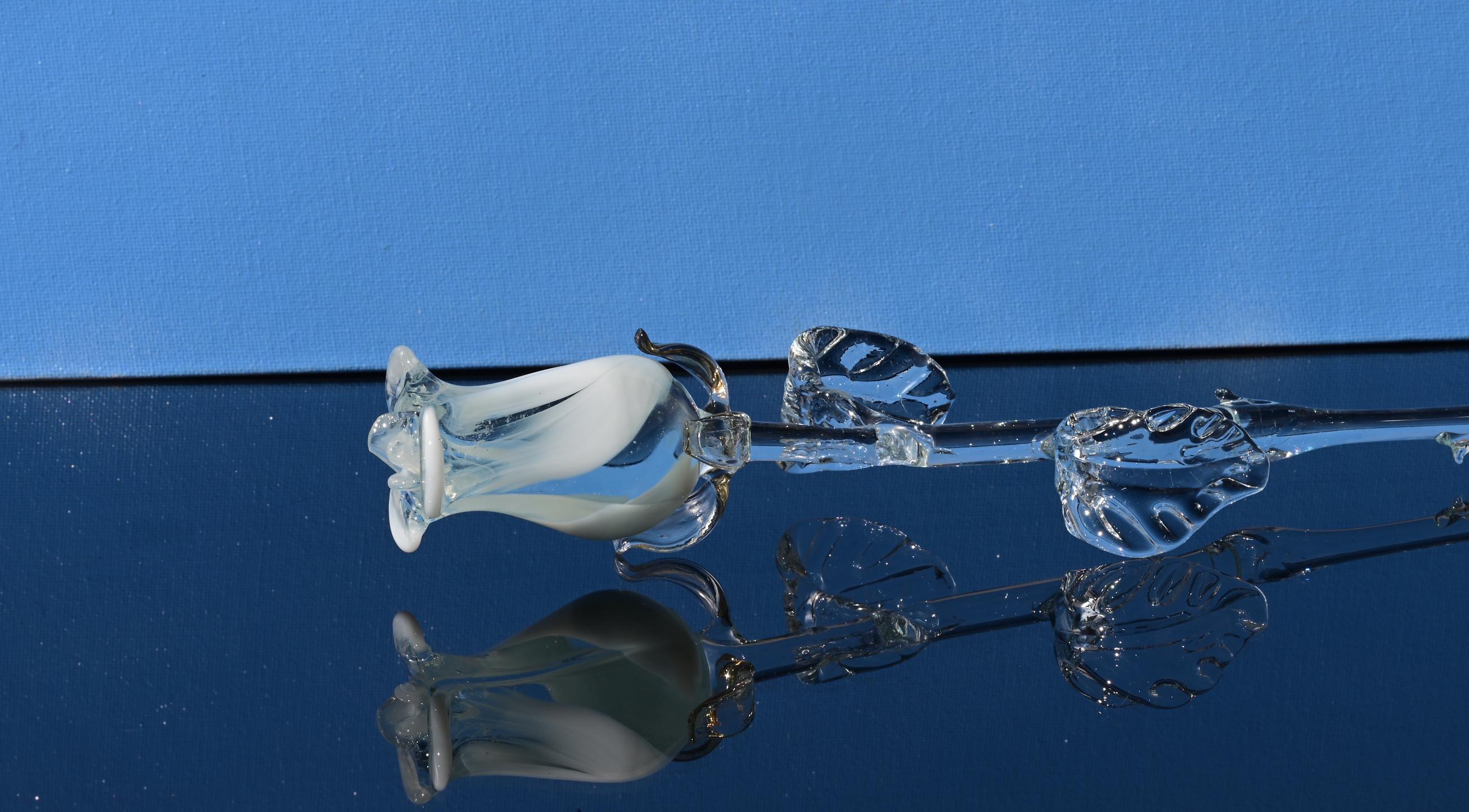 "Isla" White & Transparent Glass Rose